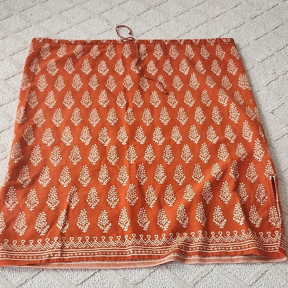 Abercrombie & Fitch Orange and Cream Pencil Skirt